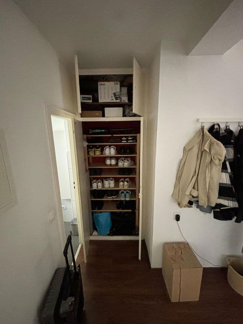 Prenájom bytu 2-izbový 56 m², Christinastraße 21, Köln, Severné Porýnie - Westfálsko Prenájom bytu 2-izbový 56 m², Christinastraße 21, Köln, Severné Porýnie - Westfálsko