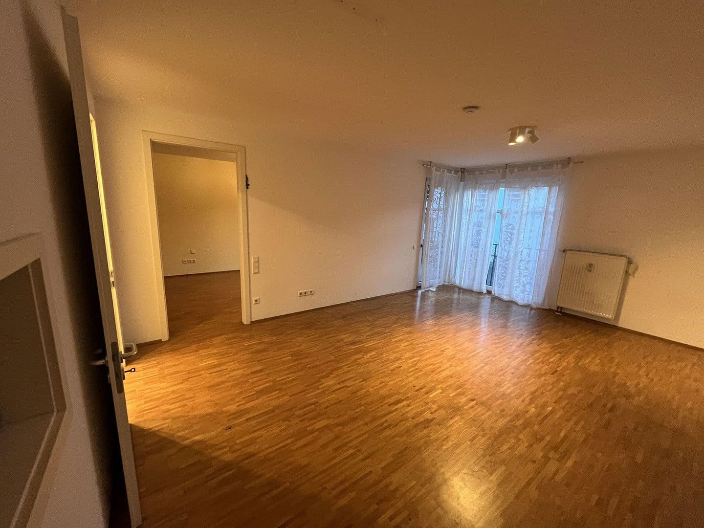 Prenájom bytu 2-izbový 55 m², Lampertheim, Hesensko Prenájom bytu 2-izbový 55 m², Lampertheim, Hesensko