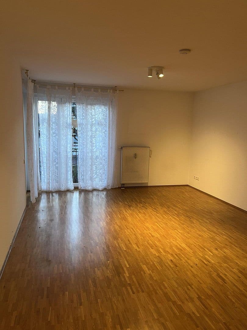 Prenájom bytu 2-izbový 55 m², Lampertheim, Hesensko Prenájom bytu 2-izbový 55 m², Lampertheim, Hesensko