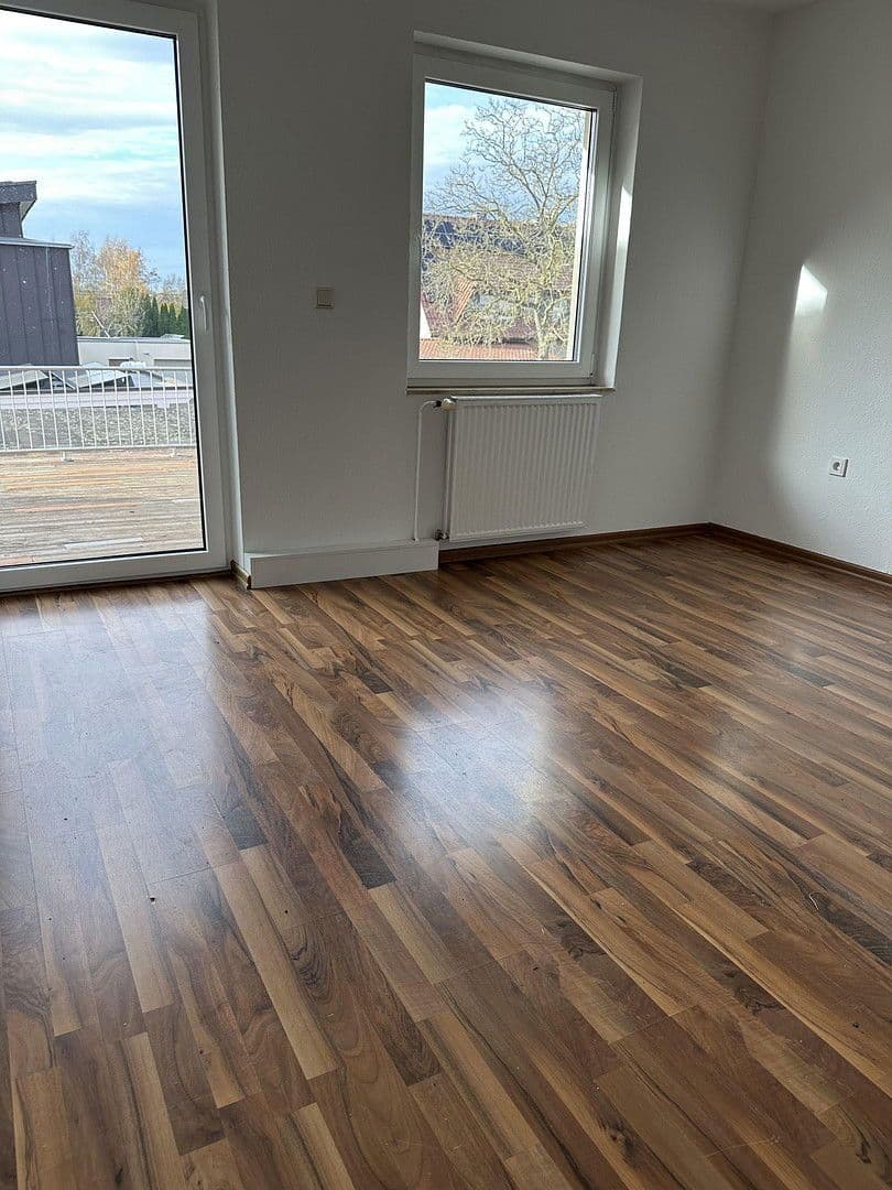 Prenájom bytu 3-izbový 100 m², Diepholz, Dolné Sasko Prenájom bytu 3-izbový 100 m², Diepholz, Dolné Sasko