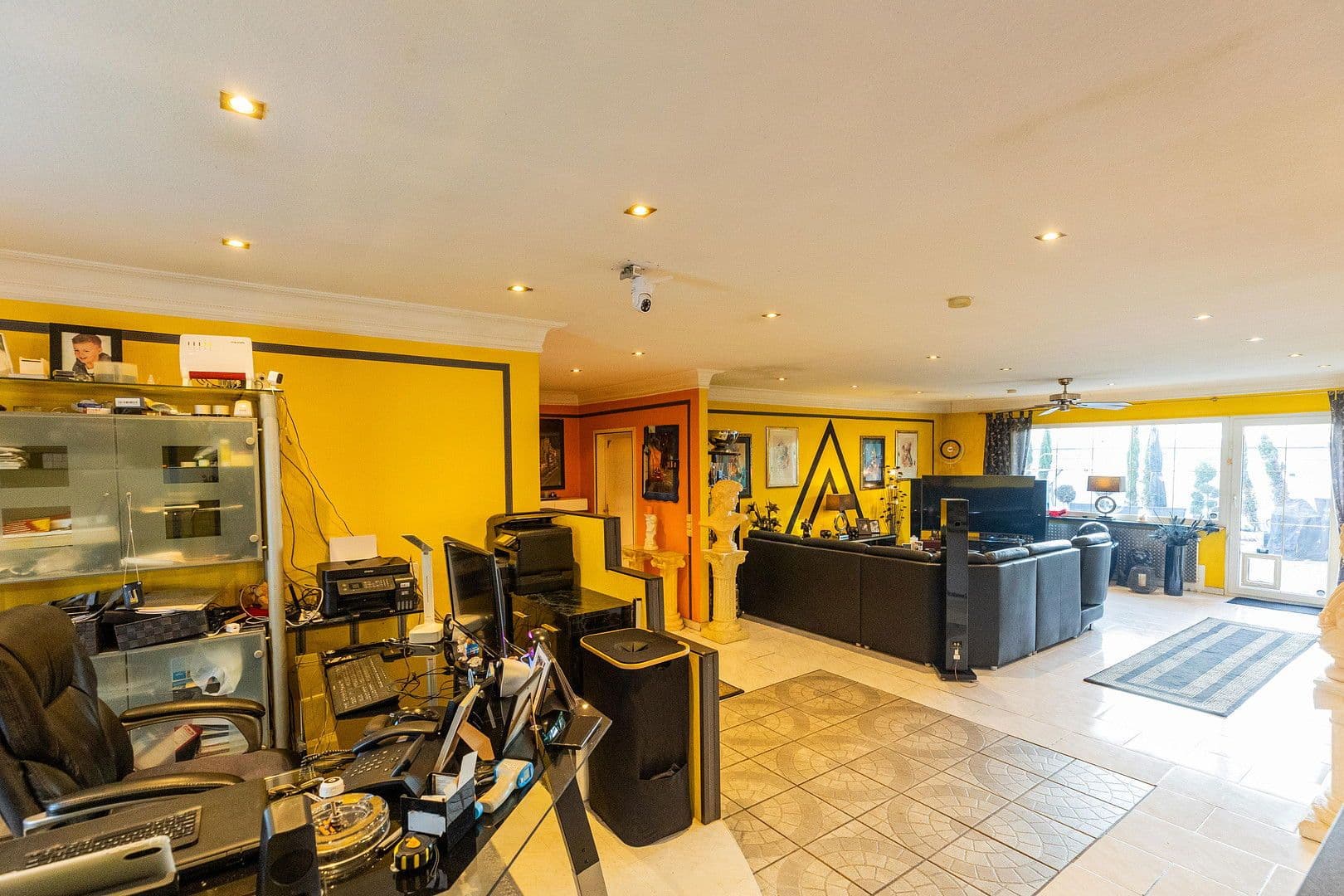 Predaj domu 252 m², pozemek 250 m², Mannheim, Bádensko-Wurttembersko Predaj domu 252 m², pozemek 250 m², Mannheim, Bádensko-Wurttembersko