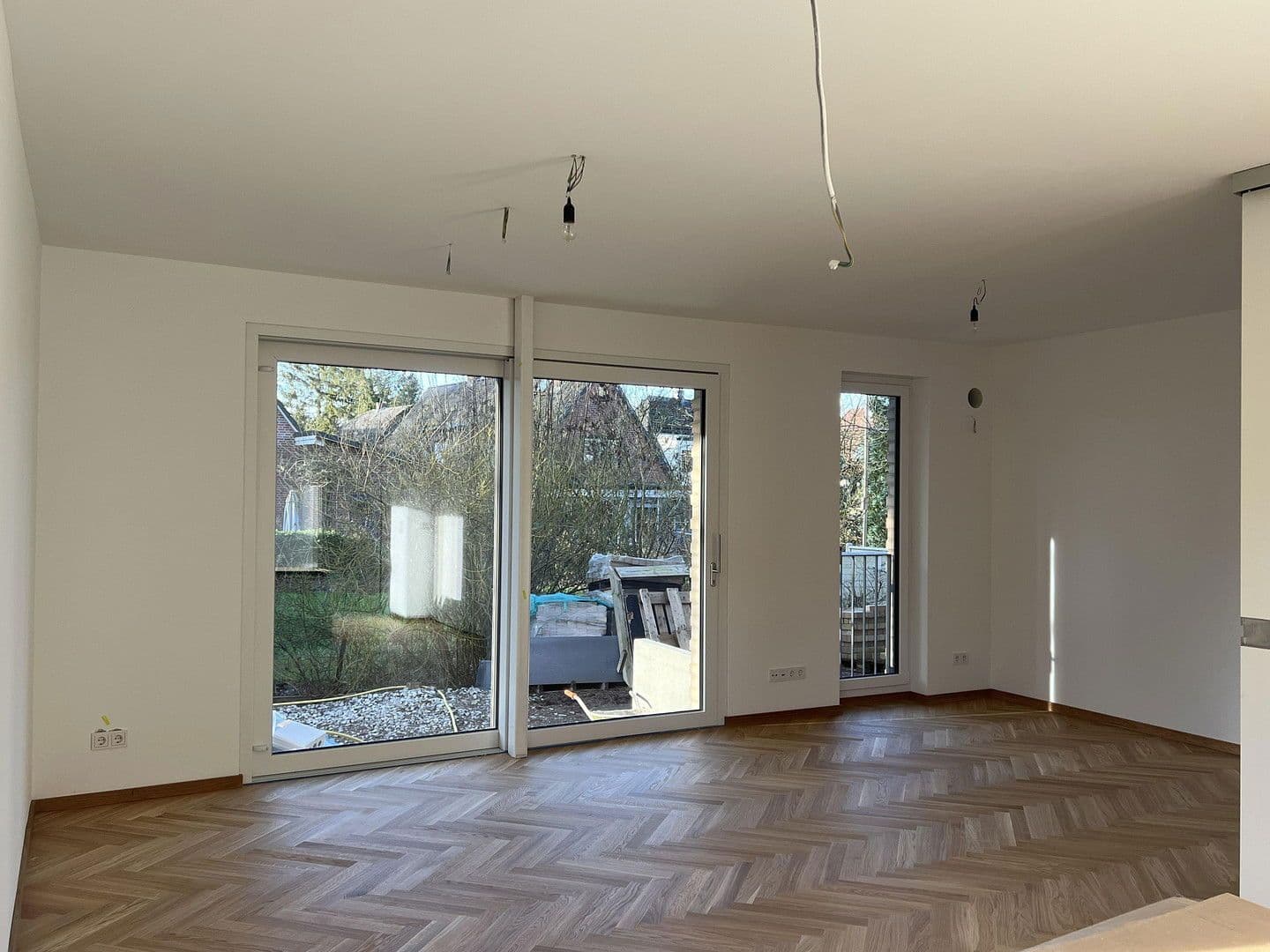 Prenájom bytu 4-izbový 94 m², Sülldorfer Landstraße 8a, Hamburg, Hamburg Prenájom bytu 4-izbový 94 m², Sülldorfer Landstraße 8a, Hamburg, Hamburg