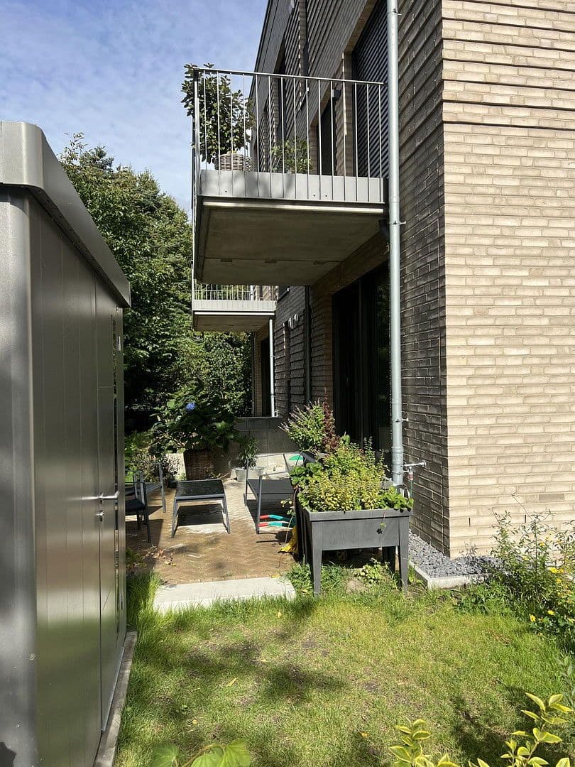 Prenájom bytu 4-izbový 94 m², Sülldorfer Landstraße 8a, Hamburg, Hamburg Prenájom bytu 4-izbový 94 m², Sülldorfer Landstraße 8a, Hamburg, Hamburg