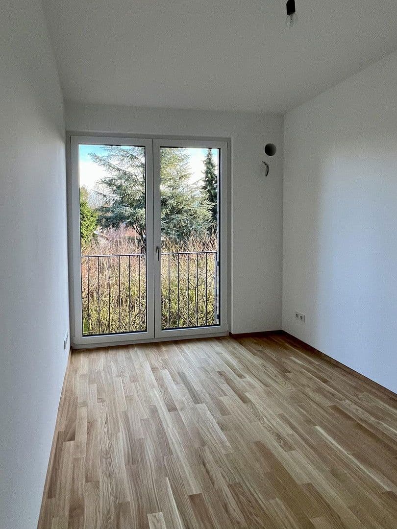Prenájom bytu 4-izbový 94 m², Sülldorfer Landstraße 8a, Hamburg, Hamburg Prenájom bytu 4-izbový 94 m², Sülldorfer Landstraße 8a, Hamburg, Hamburg
