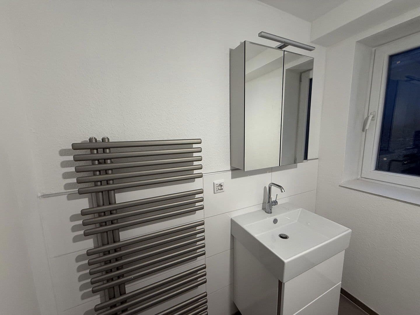 Prenájom bytu 3-izbový 65 m², Fürstenberg Straße 14, Hückeswagen, Severné Porýnie - Westfálsko Prenájom bytu 3-izbový 65 m², Fürstenberg Straße 14, Hückeswagen, Severné Porýnie - Westfálsko