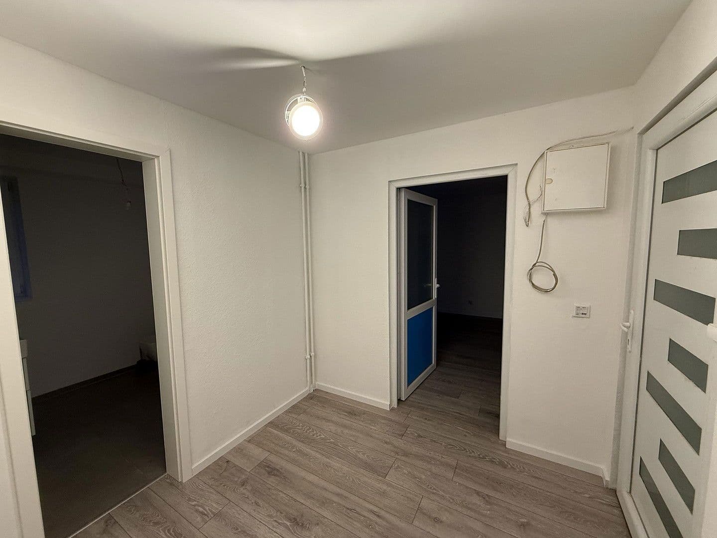 Prenájom bytu 3-izbový 65 m², Fürstenberg Straße 14, Hückeswagen, Severné Porýnie - Westfálsko Prenájom bytu 3-izbový 65 m², Fürstenberg Straße 14, Hückeswagen, Severné Porýnie - Westfálsko