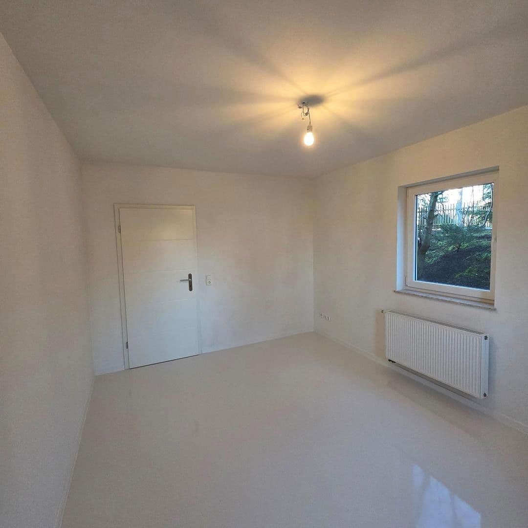 Predaj domu 121 m², pozemek 554 m², Deumener Weg 1, Hohenmölsen, Sasko-Anhaltsko Predaj domu 121 m², pozemek 554 m², Deumener Weg 1, Hohenmölsen, Sasko-Anhaltsko