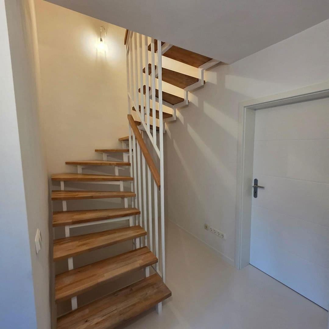 Predaj domu 121 m², pozemek 554 m², Deumener Weg 1, Hohenmölsen, Sasko-Anhaltsko Predaj domu 121 m², pozemek 554 m², Deumener Weg 1, Hohenmölsen, Sasko-Anhaltsko