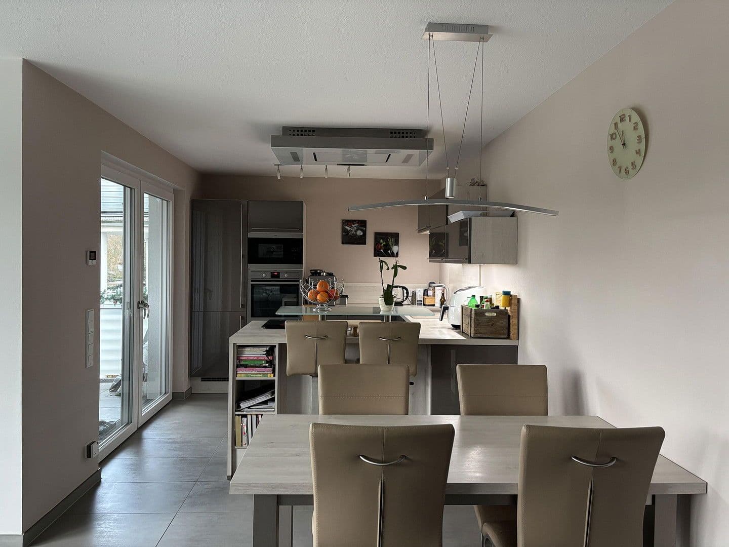 Predaj bytu 3-izbový 97 m², Oberhausen, Severné Porýnie - Westfálsko Predaj bytu 3-izbový 97 m², Oberhausen, Severné Porýnie - Westfálsko