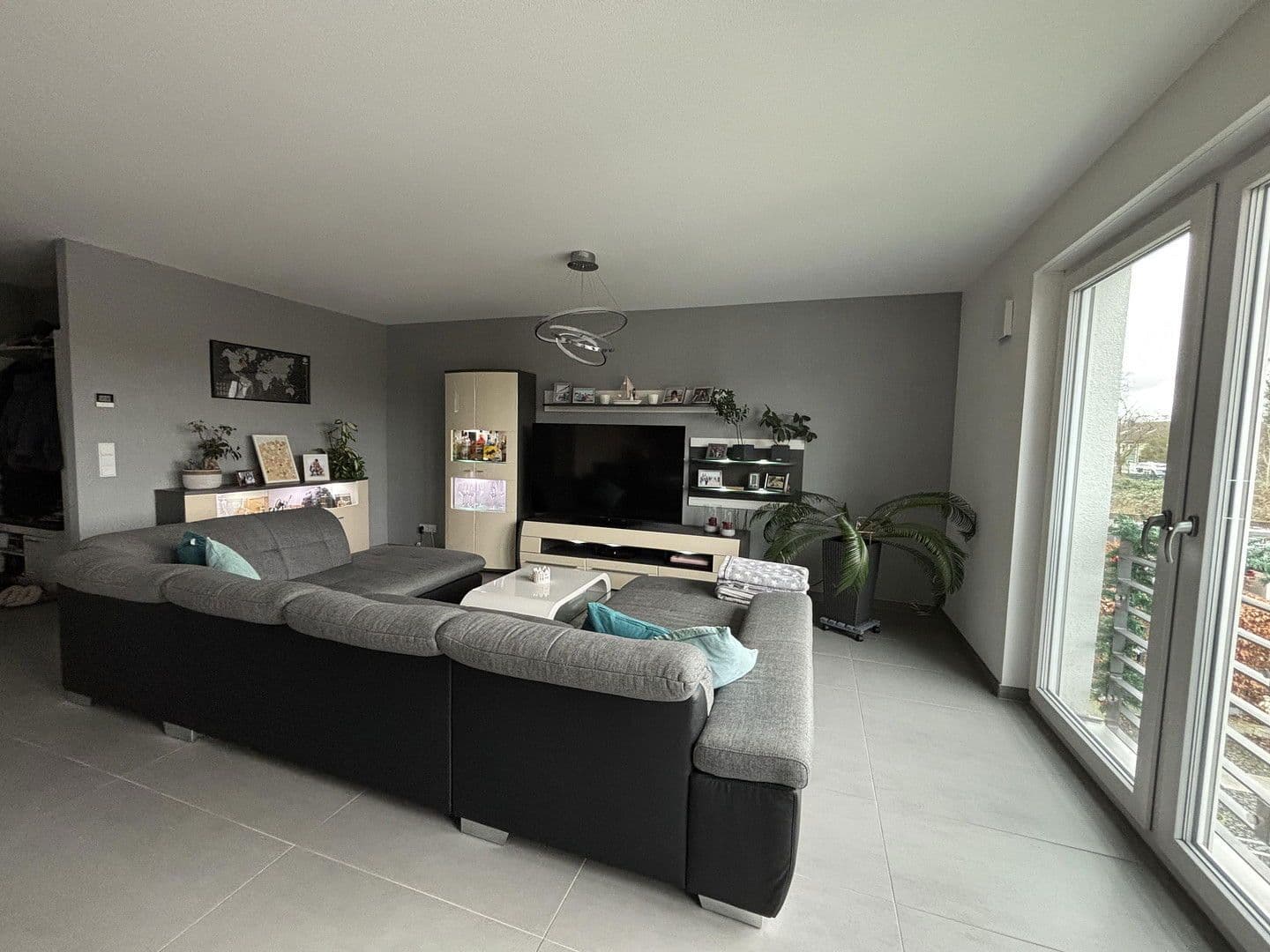 Predaj bytu 3-izbový 97 m², Oberhausen, Severné Porýnie - Westfálsko Predaj bytu 3-izbový 97 m², Oberhausen, Severné Porýnie - Westfálsko