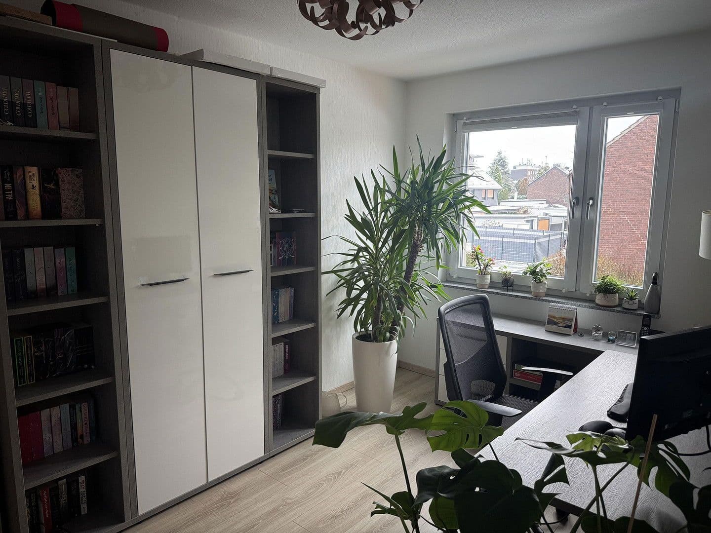Predaj bytu 3-izbový 97 m², Oberhausen, Severné Porýnie - Westfálsko Predaj bytu 3-izbový 97 m², Oberhausen, Severné Porýnie - Westfálsko