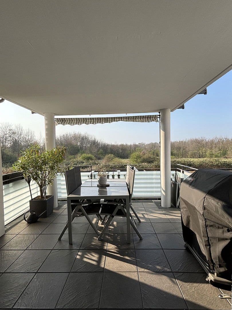 Predaj bytu 3-izbový 97 m², Oberhausen, Severné Porýnie - Westfálsko Predaj bytu 3-izbový 97 m², Oberhausen, Severné Porýnie - Westfálsko