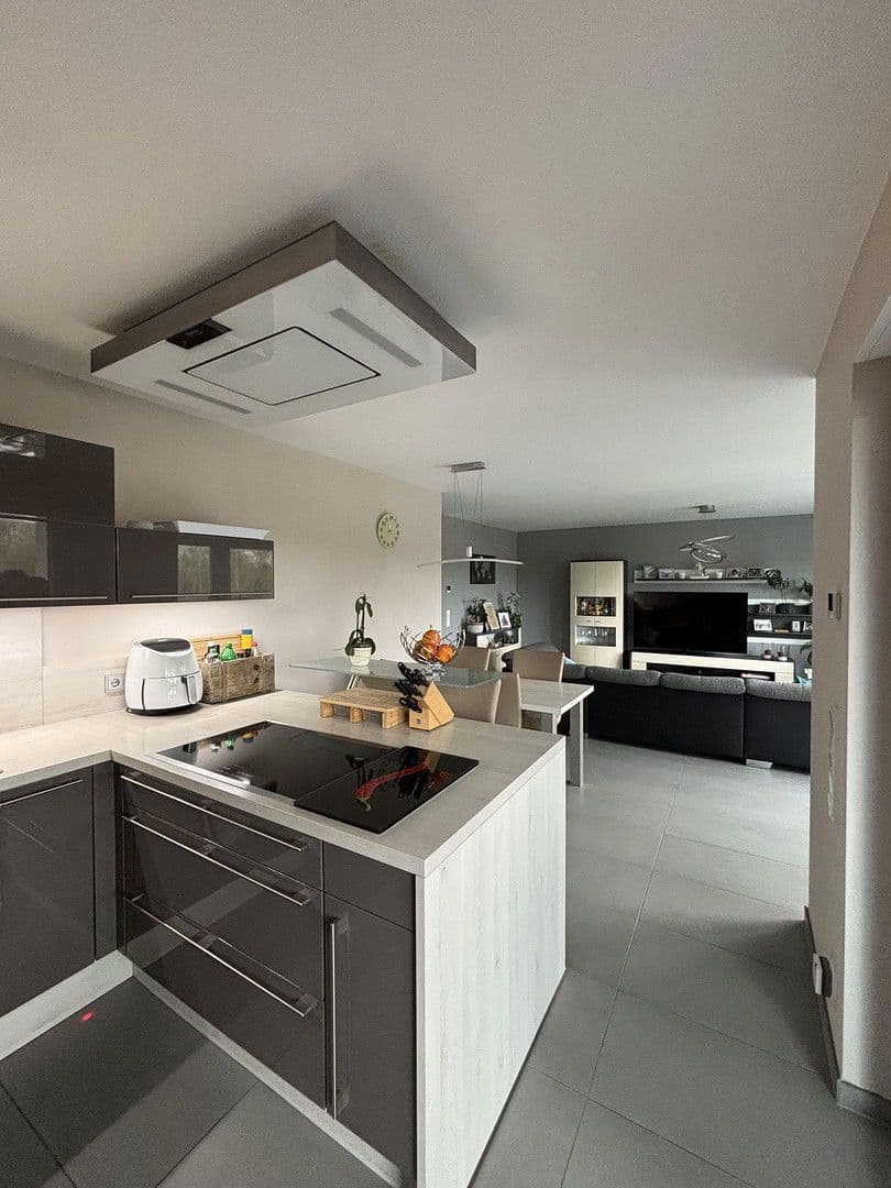 Predaj bytu 3-izbový 97 m², Oberhausen, Severné Porýnie - Westfálsko Predaj bytu 3-izbový 97 m², Oberhausen, Severné Porýnie - Westfálsko