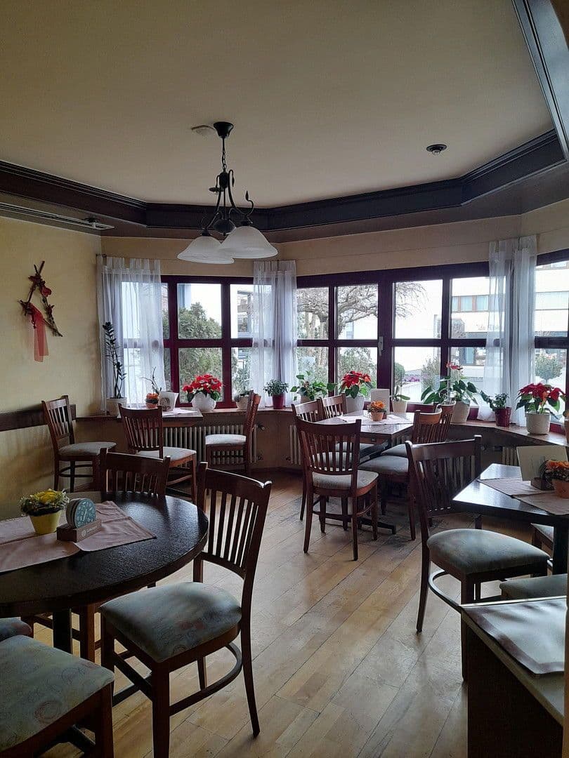 Prenájom nebytového priestoru 400 m², Marktplatz 3, Baienfurt, Bádensko-Wurttembersko Prenájom nebytového priestoru 400 m², Marktplatz 3, Baienfurt, Bádensko-Wurttembersko