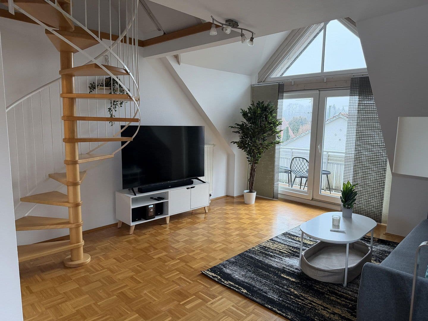 Prenájom bytu 3-izbový 63 m², Vöhlinstrasse 26, Memmingen, Bavorsko Prenájom bytu 3-izbový 63 m², Vöhlinstrasse 26, Memmingen, Bavorsko