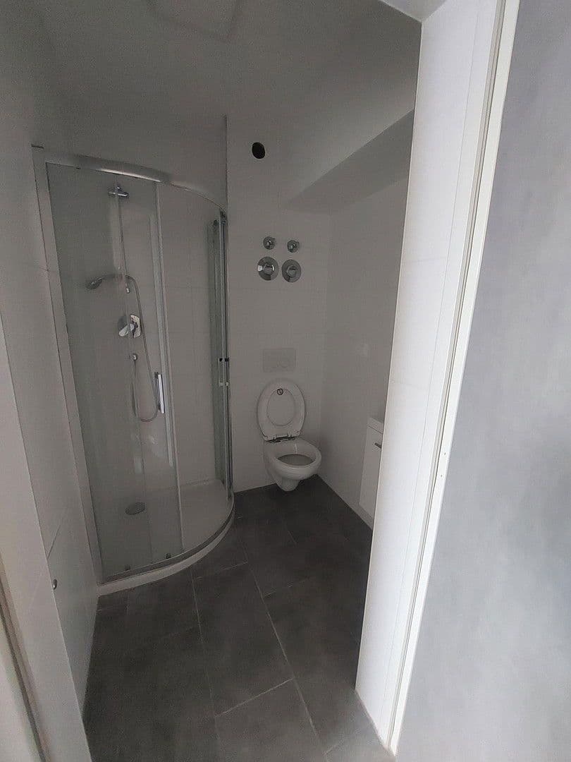 Prenájom bytu 1-izbový 30 m², Anzengruberstraße 2, Traun, Horné Rakúsko Prenájom bytu 1-izbový 30 m², Anzengruberstraße 2, Traun, Horné Rakúsko