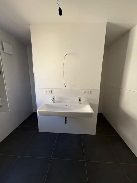 Prenájom domu 173 m², pozemek 250 m², Waldstr. 10, Oberpframmern, Bavorsko Prenájom domu 173 m², pozemek 250 m², Waldstr. 10, Oberpframmern, Bavorsko