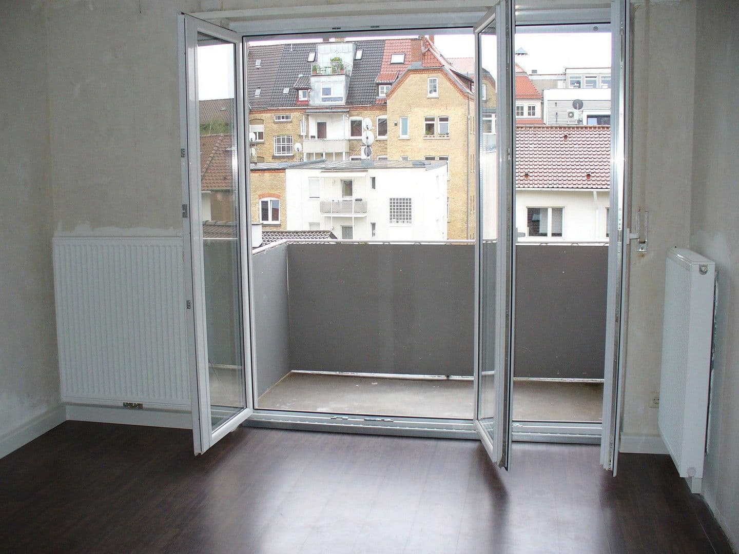 Prenájom bytu 2-izbový 55 m², Forststrasse, Stuttgart-West, Bádensko-Wurttembersko Prenájom bytu 2-izbový 55 m², Forststrasse, Stuttgart-West, Bádensko-Wurttembersko