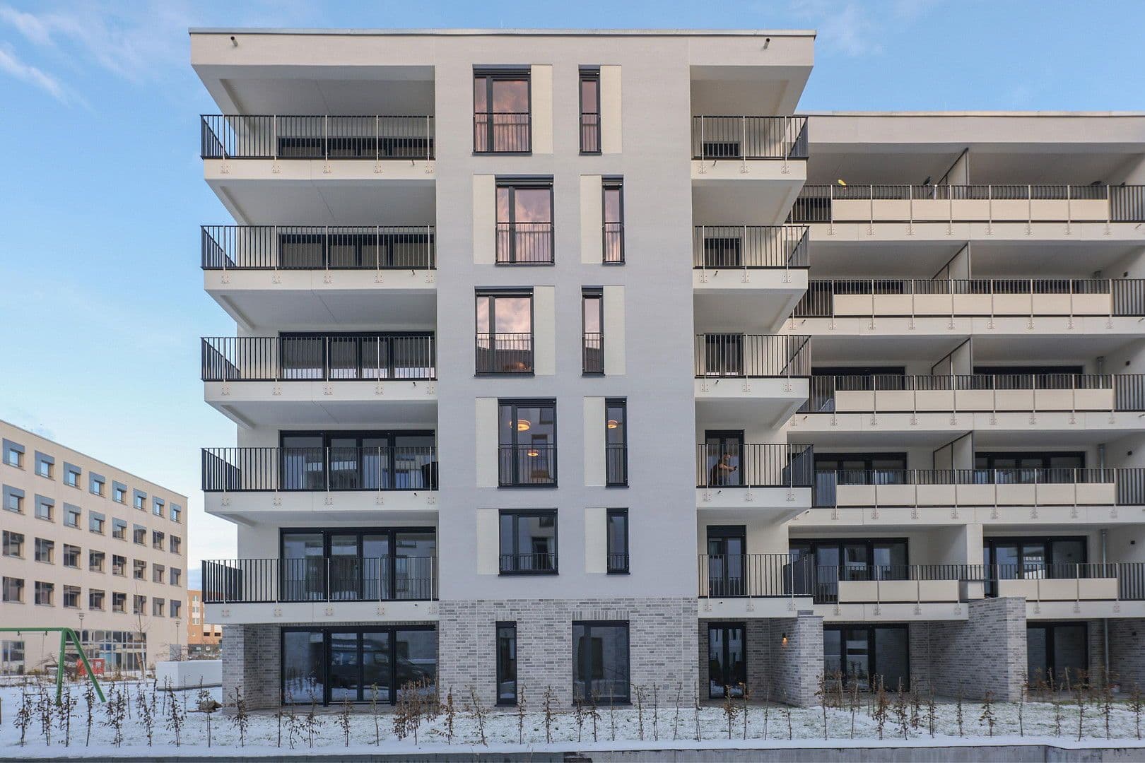 Prenájom bytu 2-izbový 56 m², Berlin, Berlín Prenájom bytu 2-izbový 56 m², Berlin, Berlín