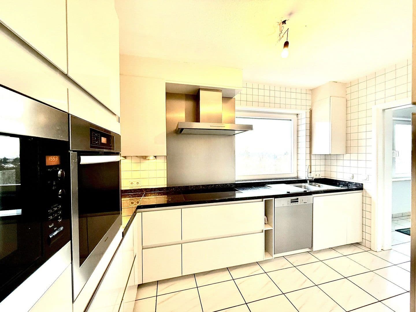 Predaj domu 198 m², pozemek 776 m², Weisenheim am Berg, Porýnie-Falcko Predaj domu 198 m², pozemek 776 m², Weisenheim am Berg, Porýnie-Falcko