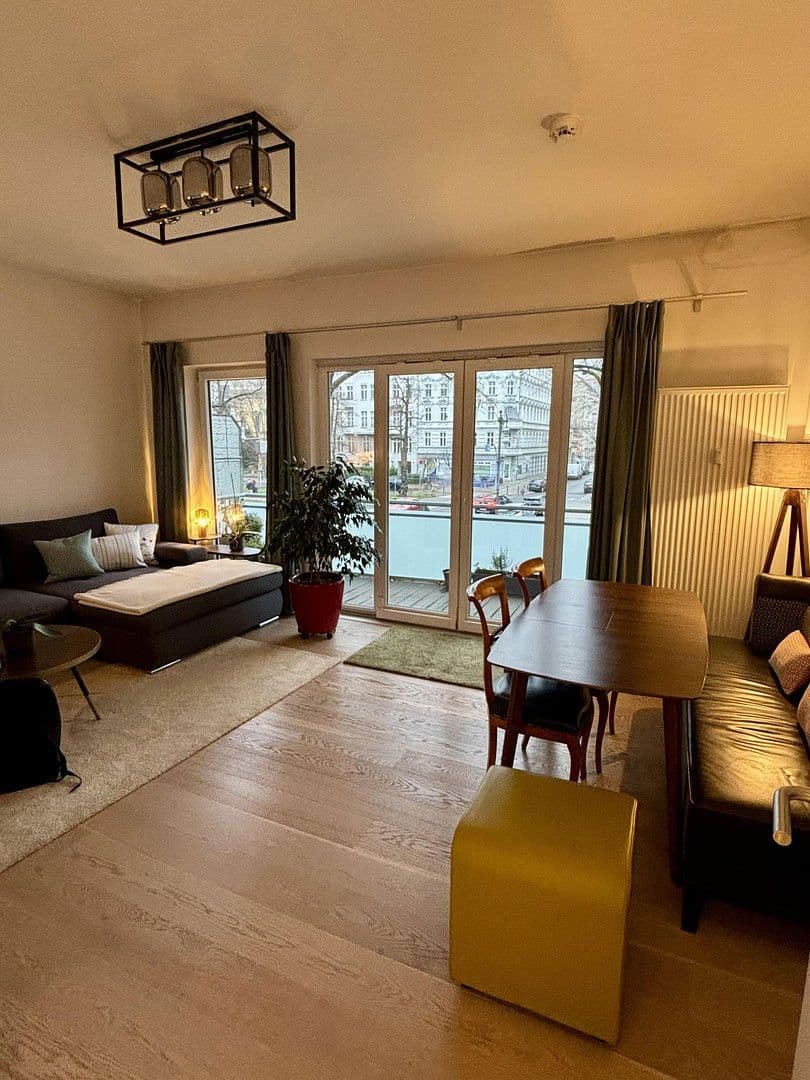 Prenájom bytu 2-izbový 55 m², Berlin, Berlín Prenájom bytu 2-izbový 55 m², Berlin, Berlín