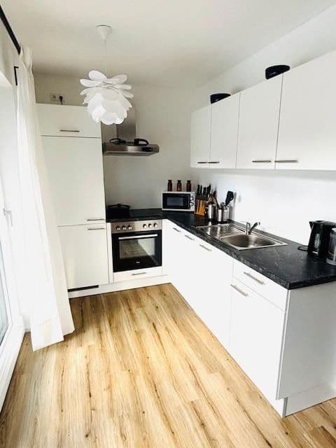 Prenájom bytu 2-izbový 60 m², Holzkirchen, Bavorsko Prenájom bytu 2-izbový 60 m², Holzkirchen, Bavorsko