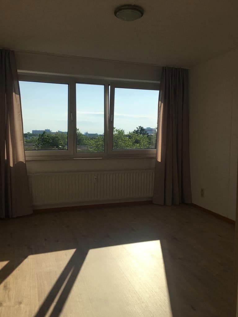 Prenájom bytu 3-izbový 64 m², Hannover, Dolné Sasko Prenájom bytu 3-izbový 64 m², Hannover, Dolné Sasko