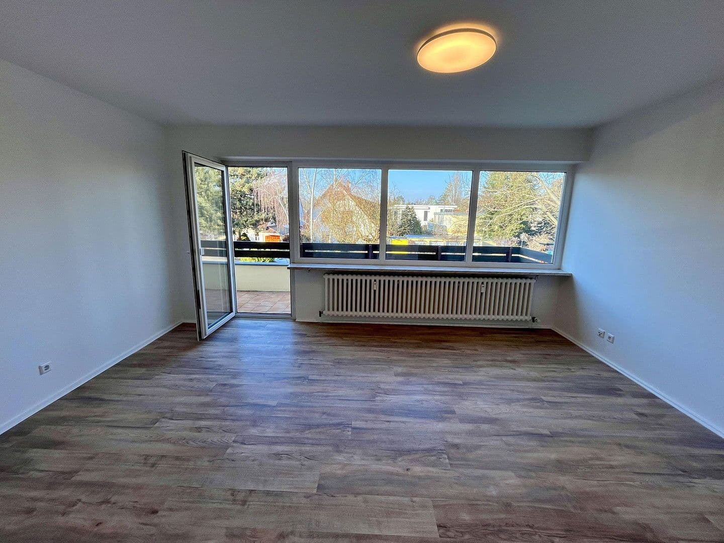 Predaj bytu 3-izbový 78 m², Dahlemer Weg 93, Berlin, Berlín Predaj bytu 3-izbový 78 m², Dahlemer Weg 93, Berlin, Berlín