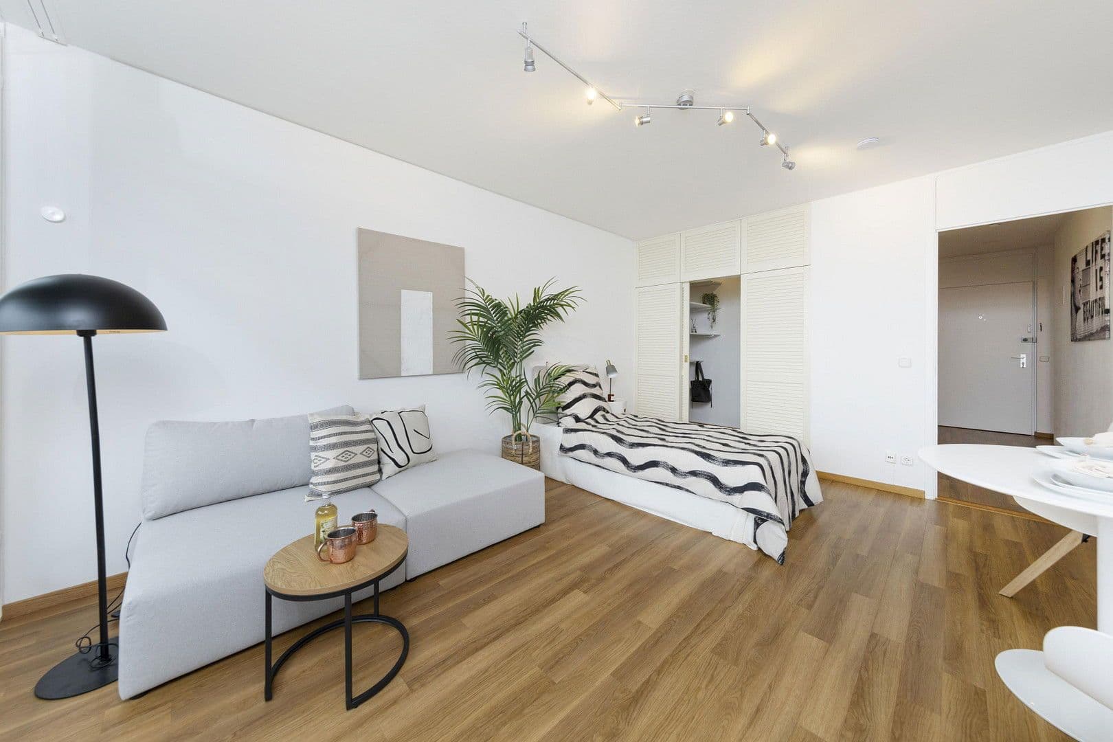 Prenájom bytu 1-izbový 44 m², Springerstr. 8, München, Bavorsko Prenájom bytu 1-izbový 44 m², Springerstr. 8, München, Bavorsko