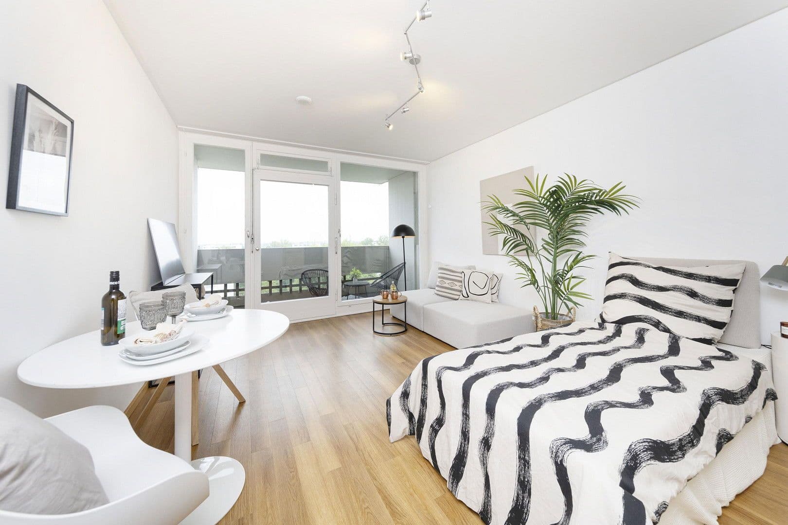 Prenájom bytu 1-izbový 44 m², Springerstr. 8, München, Bavorsko Prenájom bytu 1-izbový 44 m², Springerstr. 8, München, Bavorsko