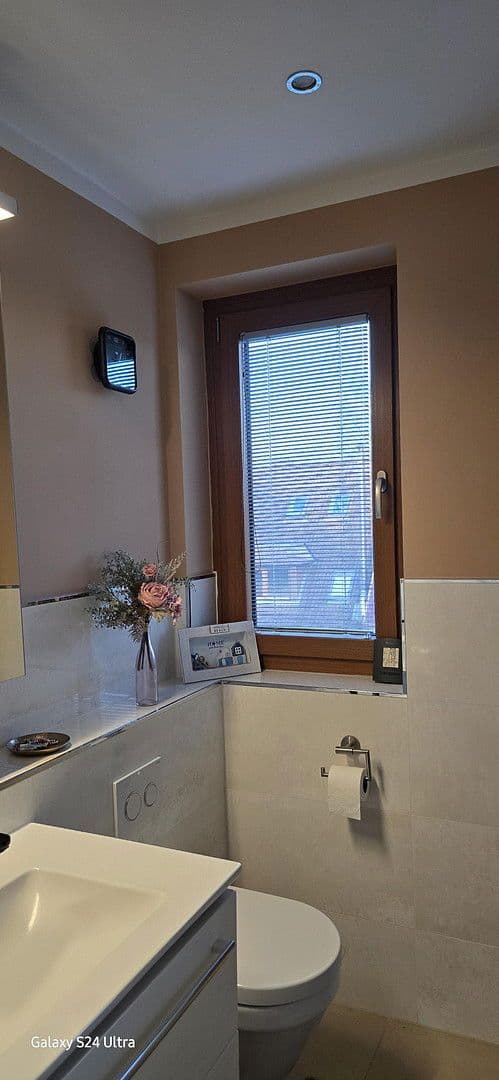 Predaj domu 140 m², pozemek 349 m², Königsberger Straße 1A, Scharbeutz, Šlezvicko-Holštajnsko Predaj domu 140 m², pozemek 349 m², Königsberger Straße 1A, Scharbeutz, Šlezvicko-Holštajnsko