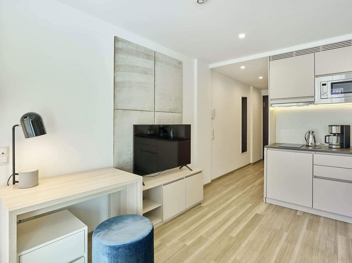 Prenájom bytu 34 m², Stuttgart, Bádensko-Wurttembersko Prenájom bytu 34 m², Stuttgart, Bádensko-Wurttembersko