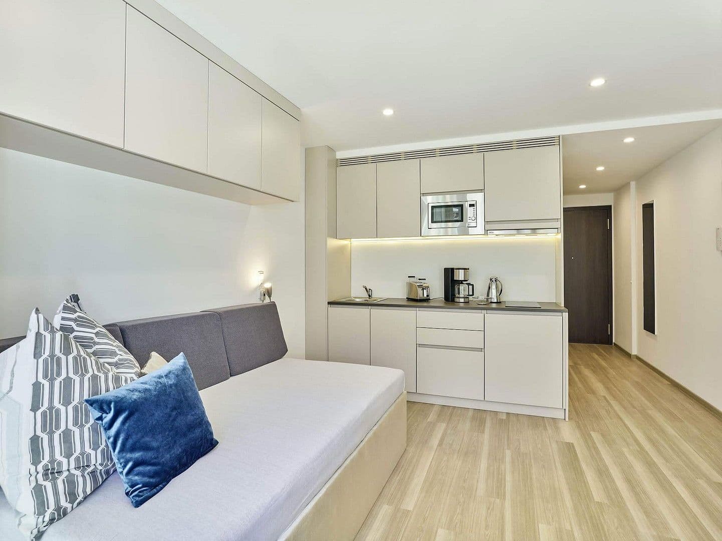 Prenájom bytu 34 m², Stuttgart, Bádensko-Wurttembersko Prenájom bytu 34 m², Stuttgart, Bádensko-Wurttembersko