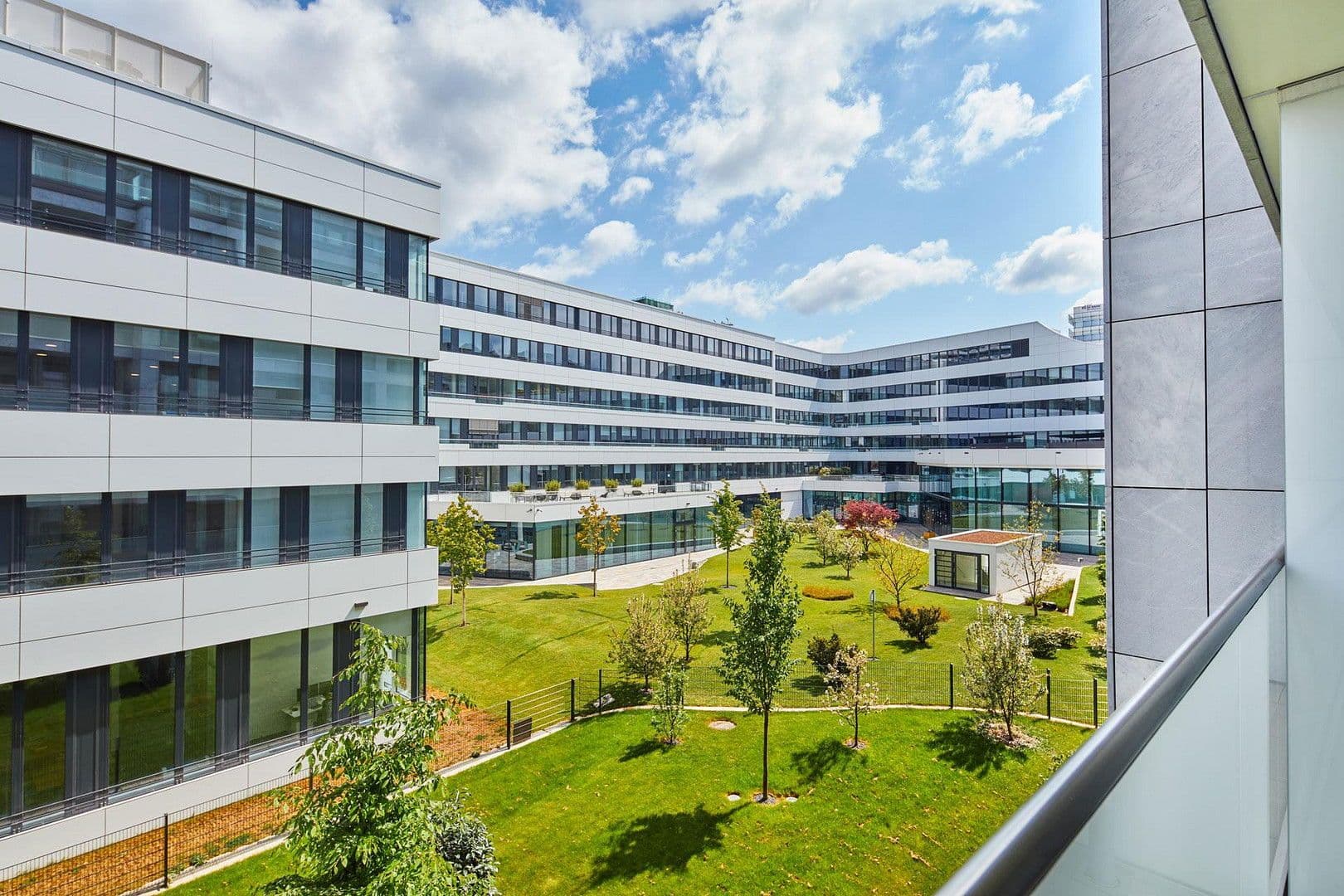Prenájom bytu 34 m², Stuttgart, Bádensko-Wurttembersko Prenájom bytu 34 m², Stuttgart, Bádensko-Wurttembersko
