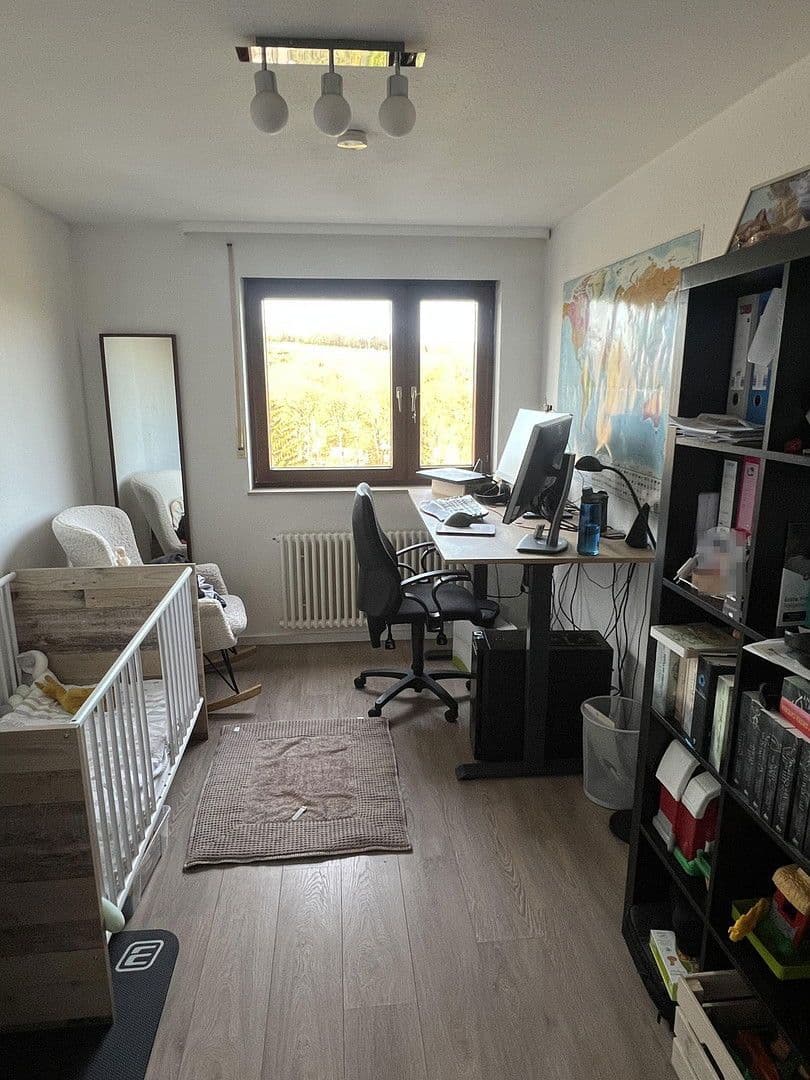 Predaj bytu 4-izbový 119 m², Stuttgart - Weilimdorf, Bádensko-Wurttembersko Predaj bytu 4-izbový 119 m², Stuttgart - Weilimdorf, Bádensko-Wurttembersko