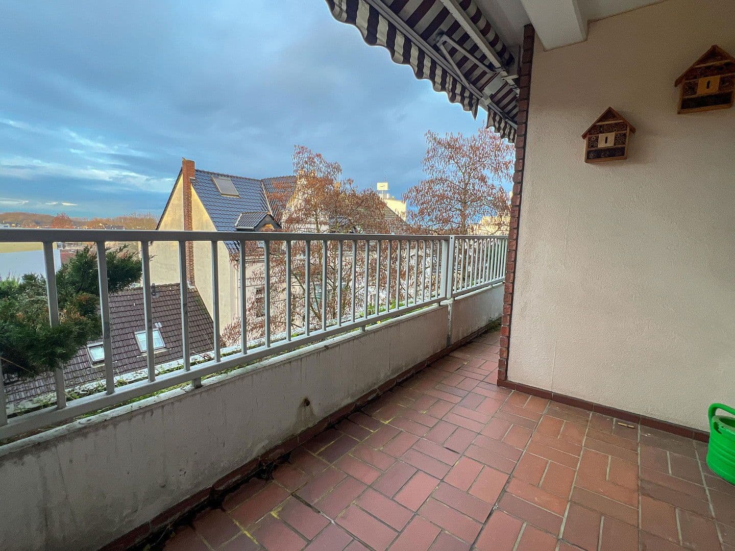 Prenájom kancelárie 54 m², Kölner Str.79-81, Leverkusen, Severné Porýnie - Westfálsko Prenájom kancelárie 54 m², Kölner Str.79-81, Leverkusen, Severné Porýnie - Westfálsko