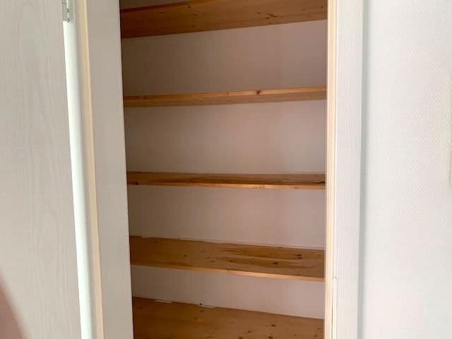 Prenájom bytu 3-izbový 105 m², Ingelheim am Rhein, Porýnie-Falcko Prenájom bytu 3-izbový 105 m², Ingelheim am Rhein, Porýnie-Falcko