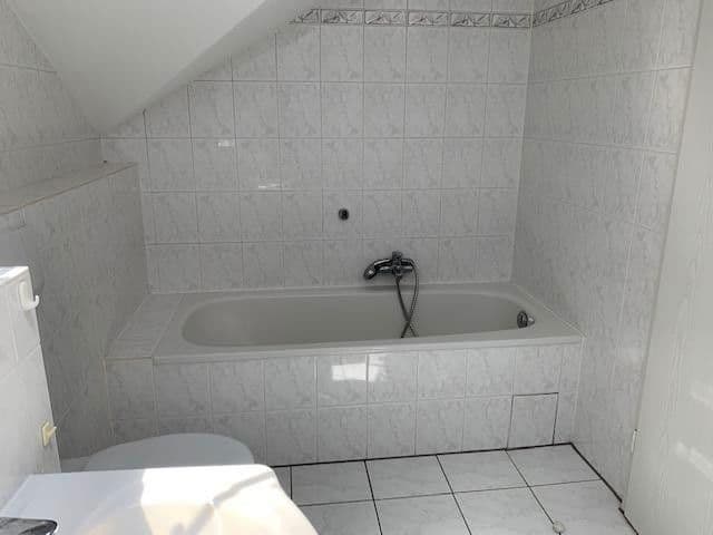 Prenájom bytu 3-izbový 105 m², Ingelheim am Rhein, Porýnie-Falcko Prenájom bytu 3-izbový 105 m², Ingelheim am Rhein, Porýnie-Falcko