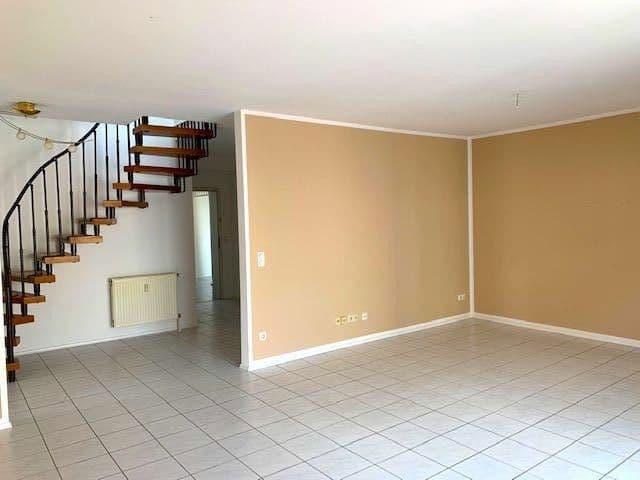 Prenájom bytu 3-izbový 105 m², Ingelheim am Rhein, Porýnie-Falcko Prenájom bytu 3-izbový 105 m², Ingelheim am Rhein, Porýnie-Falcko