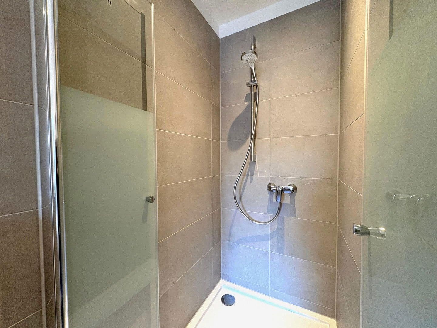 Predaj bytu 3-izbový 114 m², Kuthstraße 87, Köln, Severné Porýnie - Westfálsko Predaj bytu 3-izbový 114 m², Kuthstraße 87, Köln, Severné Porýnie - Westfálsko