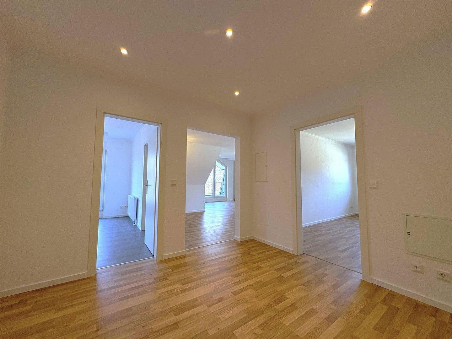 Predaj bytu 3-izbový 114 m², Kuthstraße 87, Köln, Severné Porýnie - Westfálsko Predaj bytu 3-izbový 114 m², Kuthstraße 87, Köln, Severné Porýnie - Westfálsko