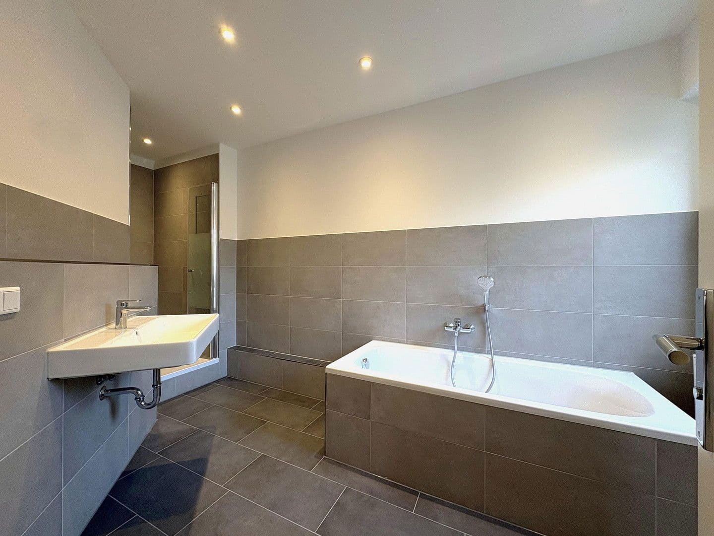 Predaj bytu 3-izbový 114 m², Kuthstraße 87, Köln, Severné Porýnie - Westfálsko Predaj bytu 3-izbový 114 m², Kuthstraße 87, Köln, Severné Porýnie - Westfálsko