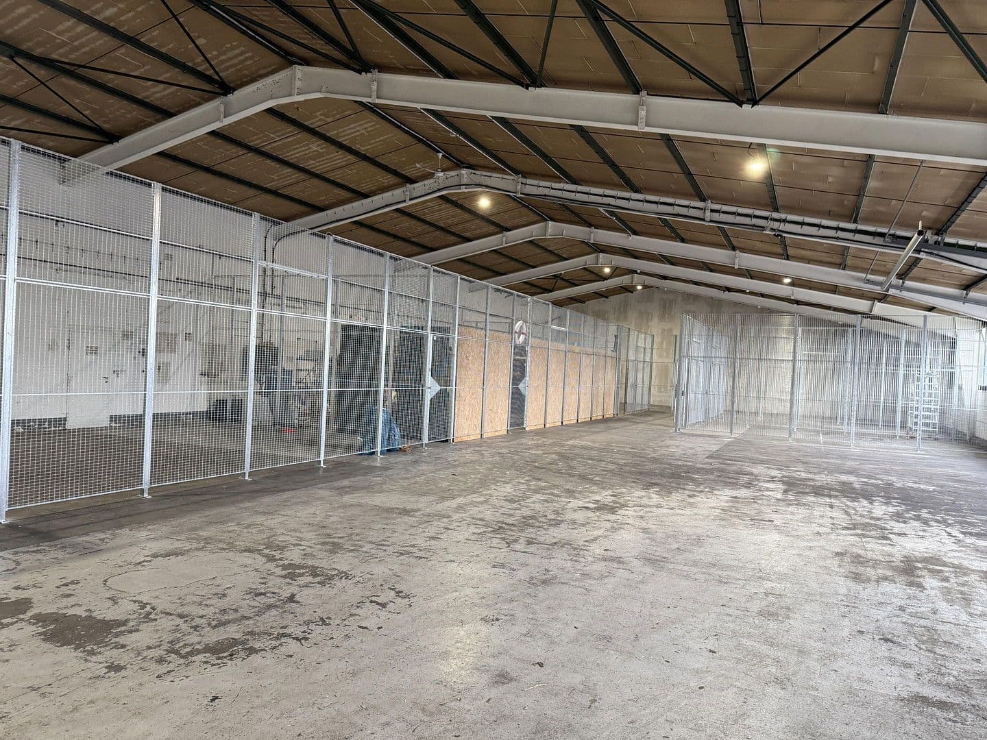 Prenájom nebytového priestoru 1.500 m², Daimlerstraße 34, Walldorf, Bádensko-Wurttembersko Prenájom nebytového priestoru 1.500 m², Daimlerstraße 34, Walldorf, Bádensko-Wurttembersko