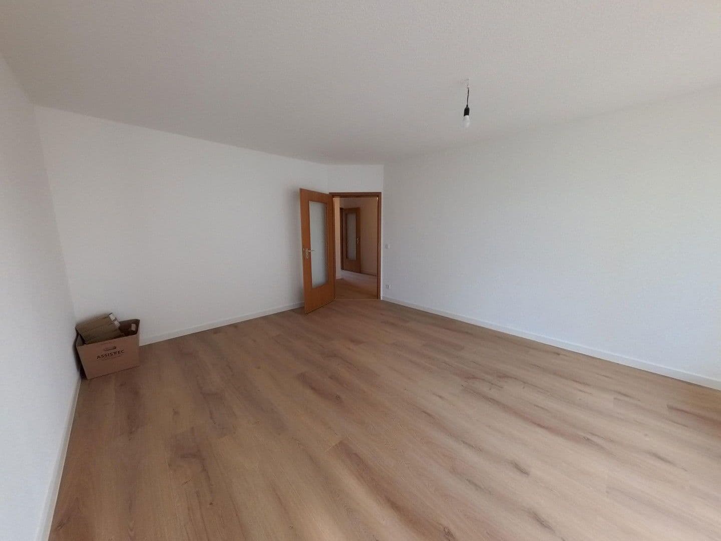 Prenájom bytu 2-izbový 60 m², Siegelsdorfer Stre. 22a, Seukendorf, Bavorsko Prenájom bytu 2-izbový 60 m², Siegelsdorfer Stre. 22a, Seukendorf, Bavorsko