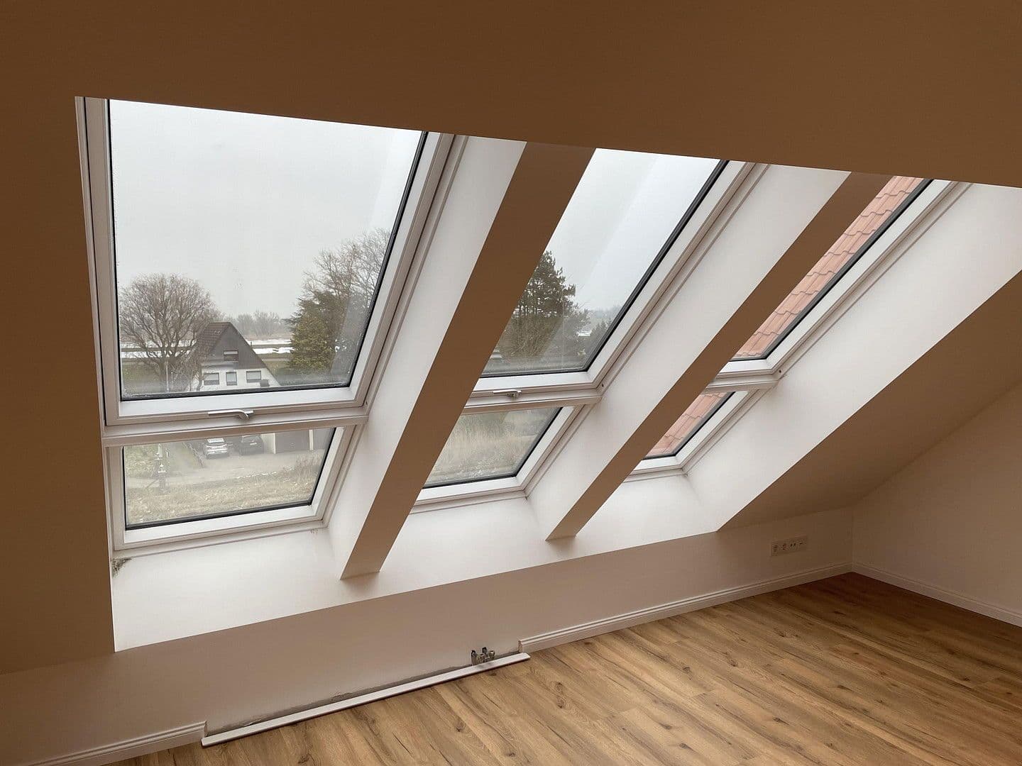 Prenájom bytu 4-izbový 93 m², Faslamsstieg 2, Winsen (Luhe), Dolné Sasko Prenájom bytu 4-izbový 93 m², Faslamsstieg 2, Winsen (Luhe), Dolné Sasko