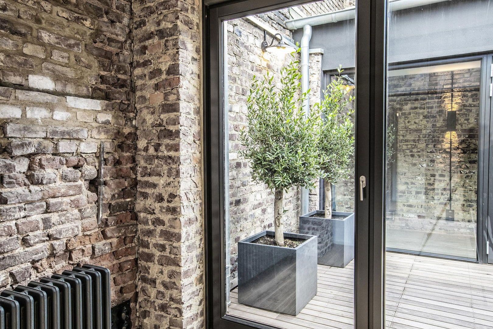 Predaj domu 360 m², pozemek 403 m², Jahnstraße 16a, Düsseldorf, Severné Porýnie - Westfálsko Predaj domu 360 m², pozemek 403 m², Jahnstraße 16a, Düsseldorf, Severné Porýnie - Westfálsko