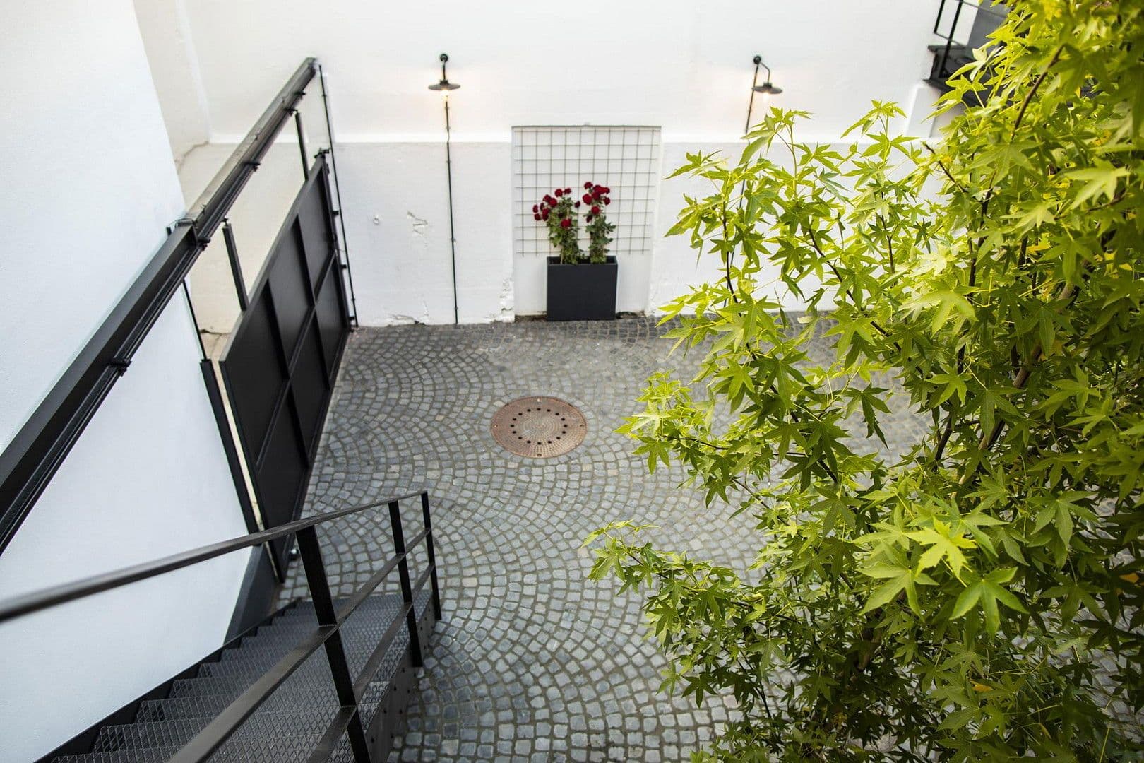 Predaj domu 360 m², pozemek 403 m², Jahnstraße 16a, Düsseldorf, Severné Porýnie - Westfálsko Predaj domu 360 m², pozemek 403 m², Jahnstraße 16a, Düsseldorf, Severné Porýnie - Westfálsko