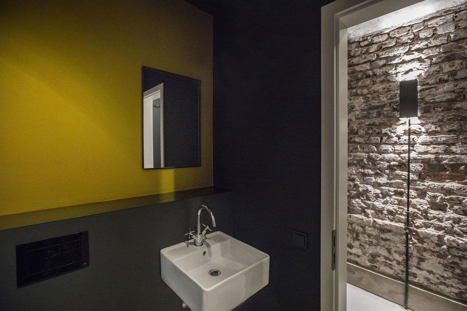 Predaj domu 360 m², pozemek 403 m², Jahnstraße 16a, Düsseldorf, Severné Porýnie - Westfálsko Predaj domu 360 m², pozemek 403 m², Jahnstraße 16a, Düsseldorf, Severné Porýnie - Westfálsko