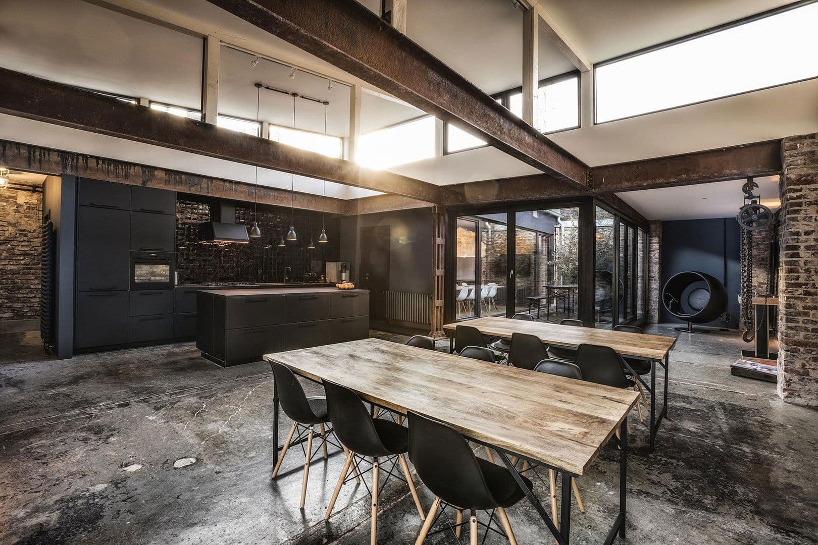 Predaj domu 360 m², pozemek 403 m², Jahnstraße 16a, Düsseldorf, Severné Porýnie - Westfálsko Predaj domu 360 m², pozemek 403 m², Jahnstraße 16a, Düsseldorf, Severné Porýnie - Westfálsko