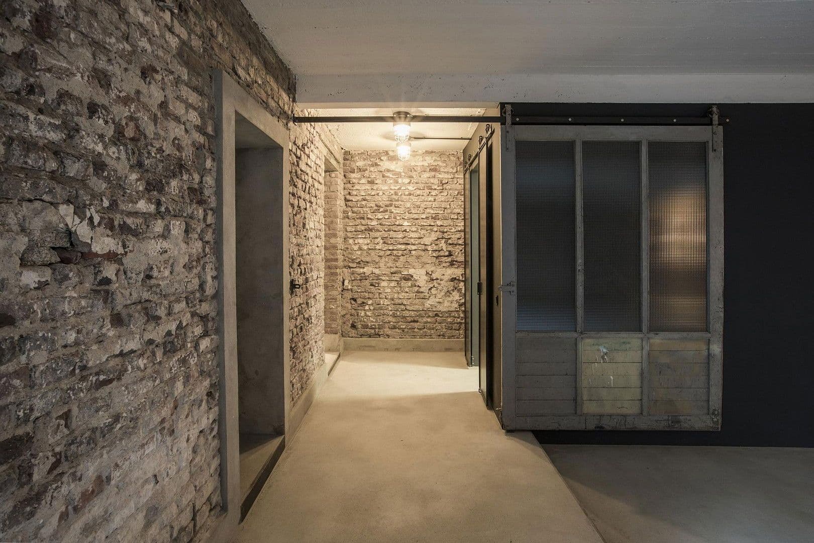 Predaj domu 360 m², pozemek 403 m², Jahnstraße 16a, Düsseldorf, Severné Porýnie - Westfálsko Predaj domu 360 m², pozemek 403 m², Jahnstraße 16a, Düsseldorf, Severné Porýnie - Westfálsko